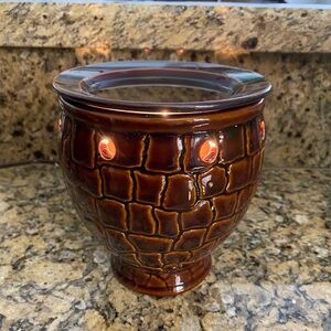 Wax warmer new in box Scents of Home Dundee brown